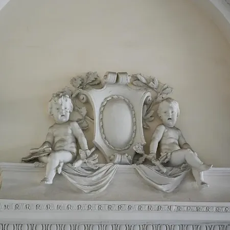 Casa Vacanze Umberto I Apartment Naples