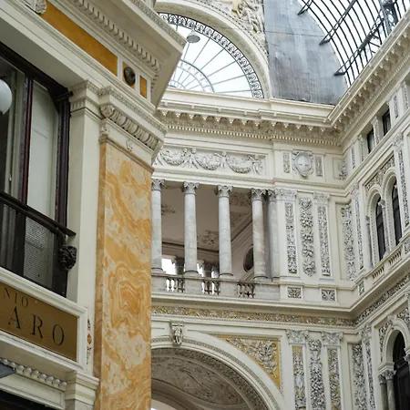 Apartment Casa Vacanze Umberto I Naples