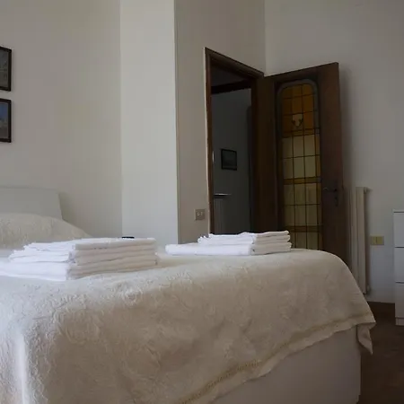 Apartment Casa Vacanze Umberto I Naples